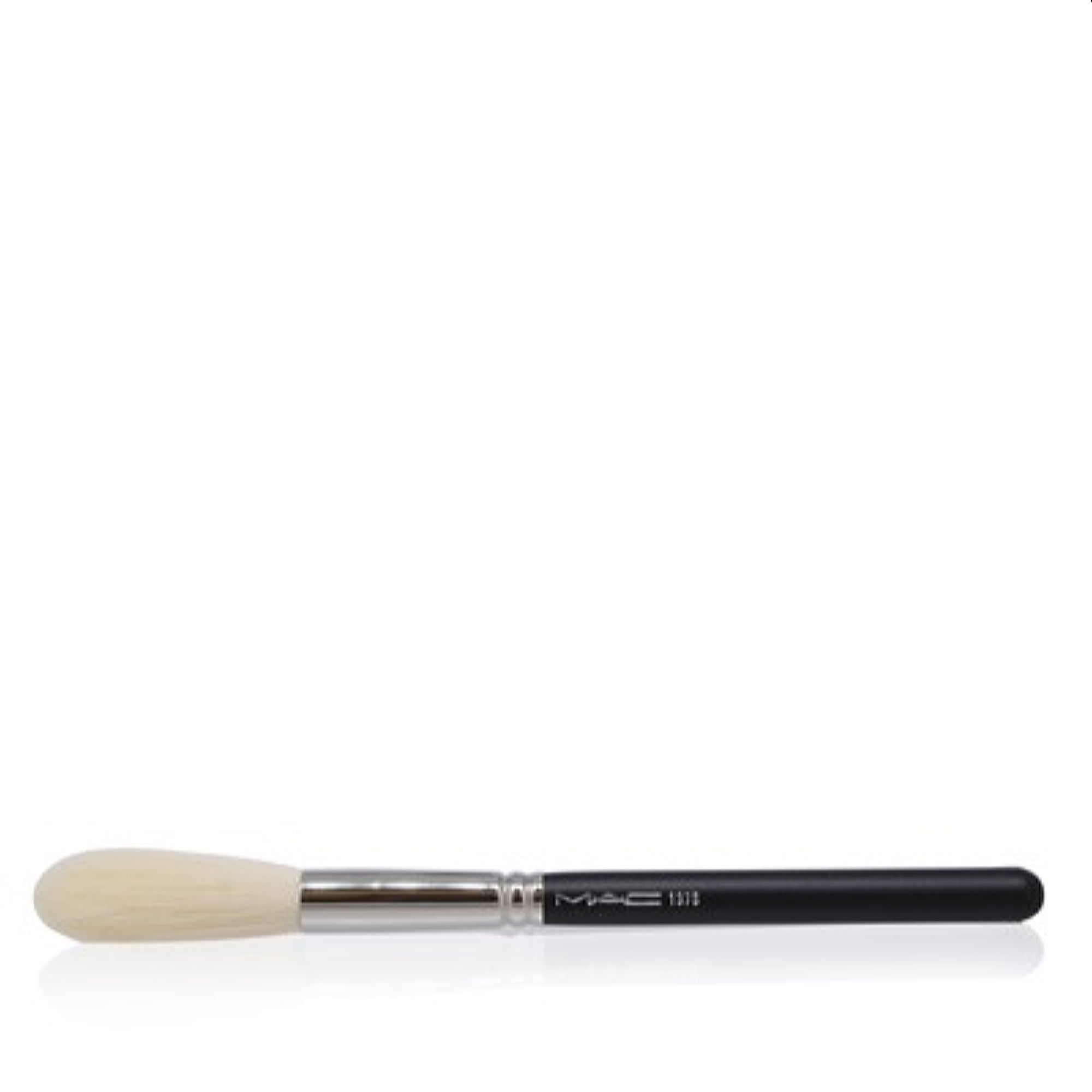 Mac Cosmetics  Mac Cosmetics 137 Synthetic Long Blending Brush 773602454686